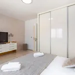 Tarari Luxury
